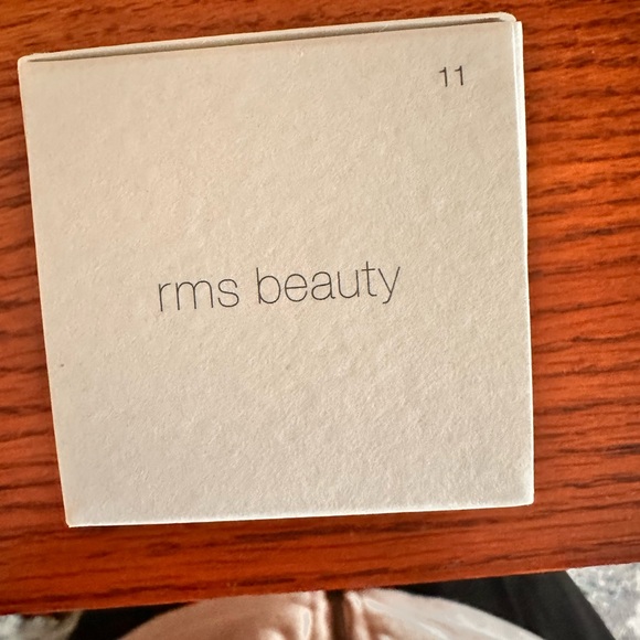 RMS beauty bundle! - Picture 2 of 5